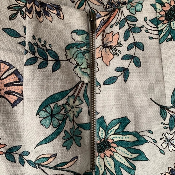 LOFT Outlet Floral Pencil Skirt Size 4 - 1655 - Picture 6 of 8
